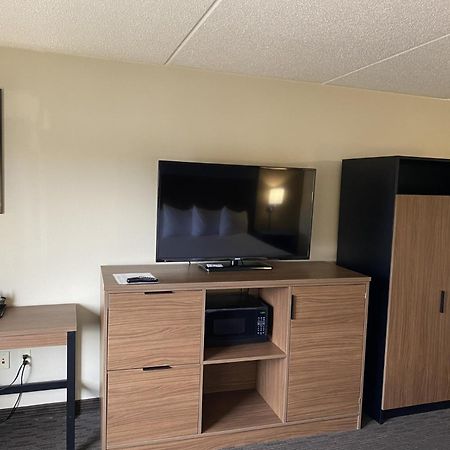 Americinn By Wyndham Greenville Esterno foto
