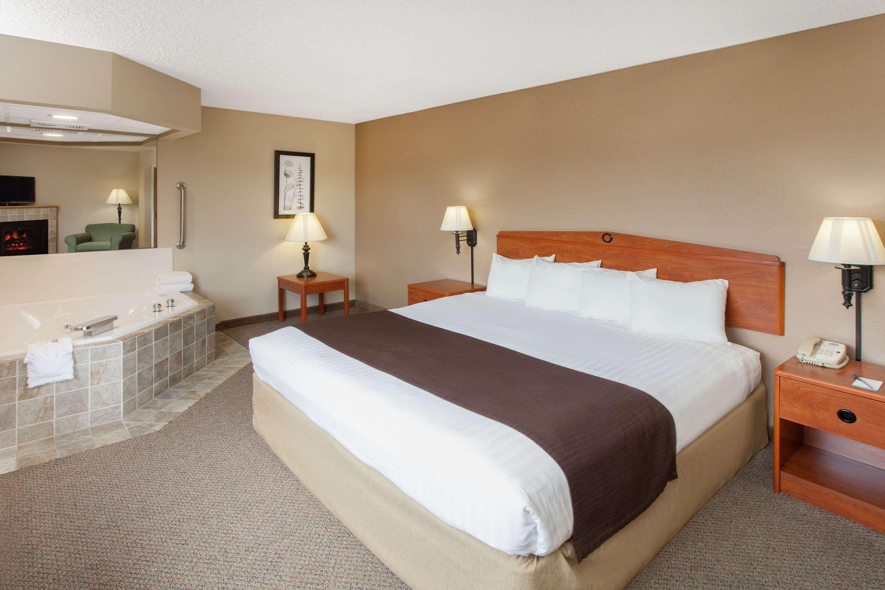 Americinn By Wyndham Greenville Esterno foto
