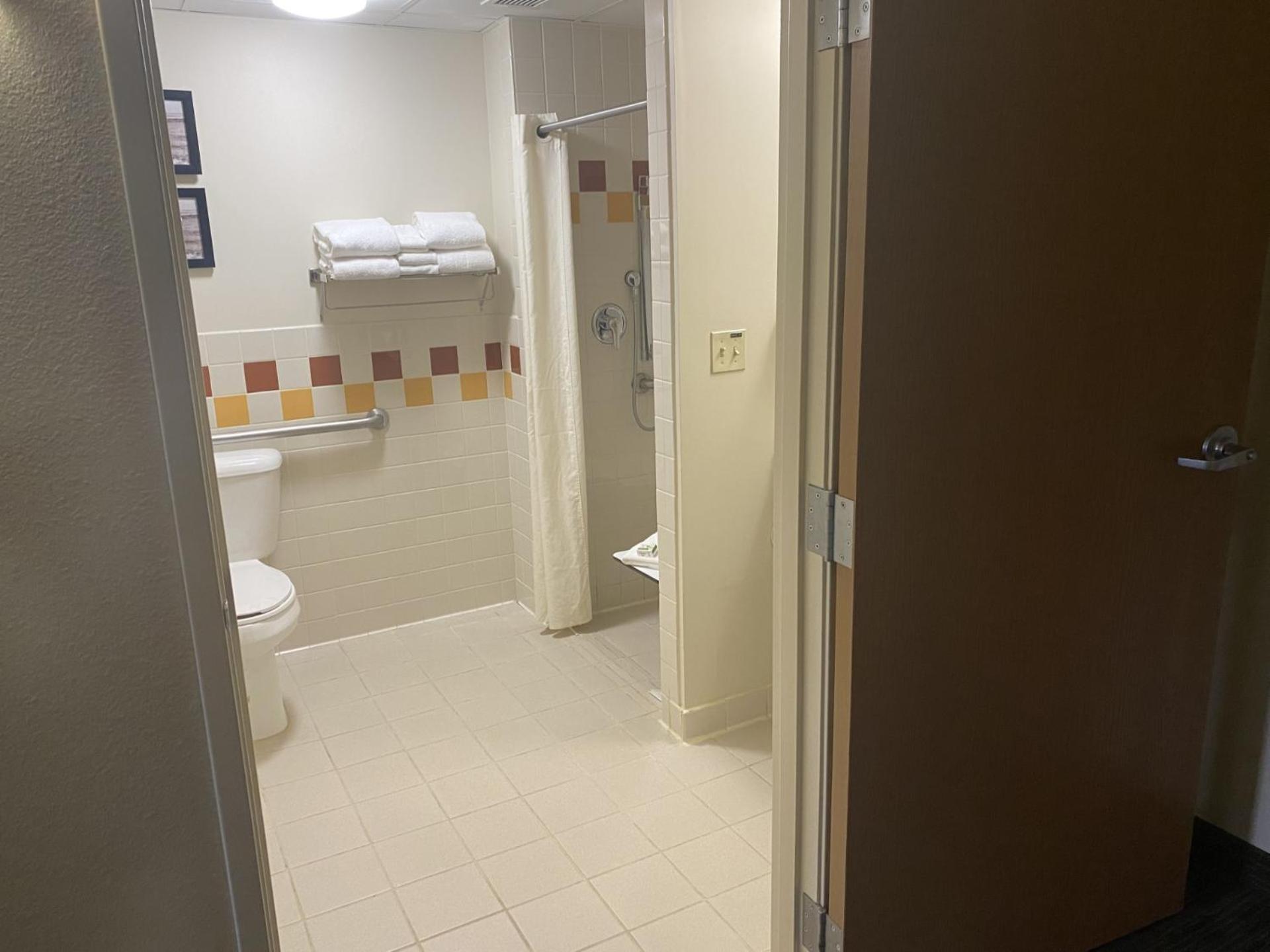 Americinn By Wyndham Greenville Esterno foto