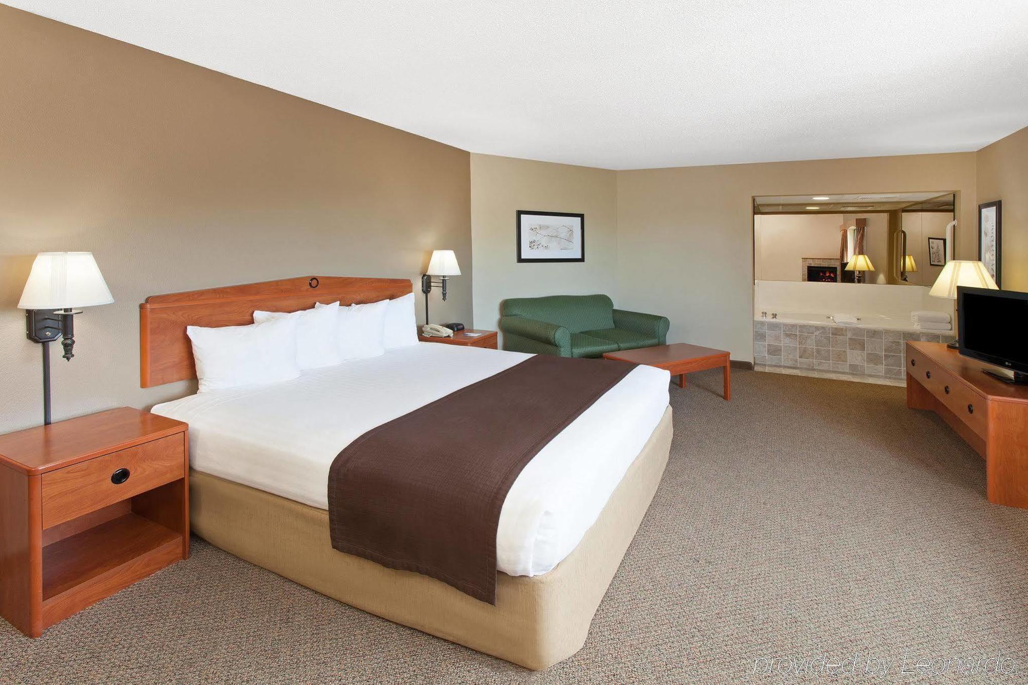 Americinn By Wyndham Greenville Esterno foto